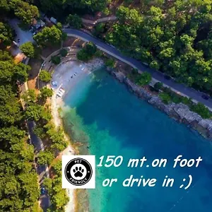 Valkane Pet Friendly 150m From The Stunning Valkane Beach, Indoor Pools-fitness And Mall Apartment Pula